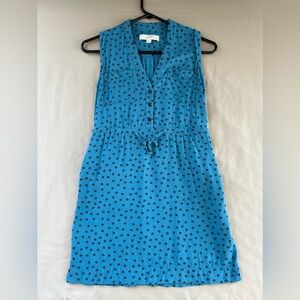 Ann Taylor LOFT XS dress/long shirt with v-neck button down collar and POCKETS!!